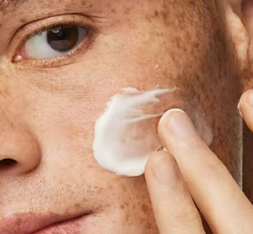 Corrective moisturizers